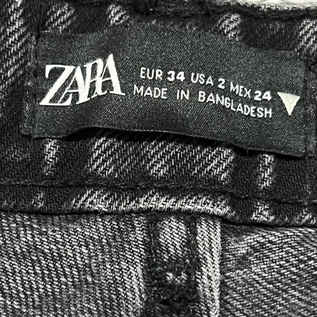 ZARA ザラ ブラック テーパード デニム パンツ ジーンズ サイズUSA 2