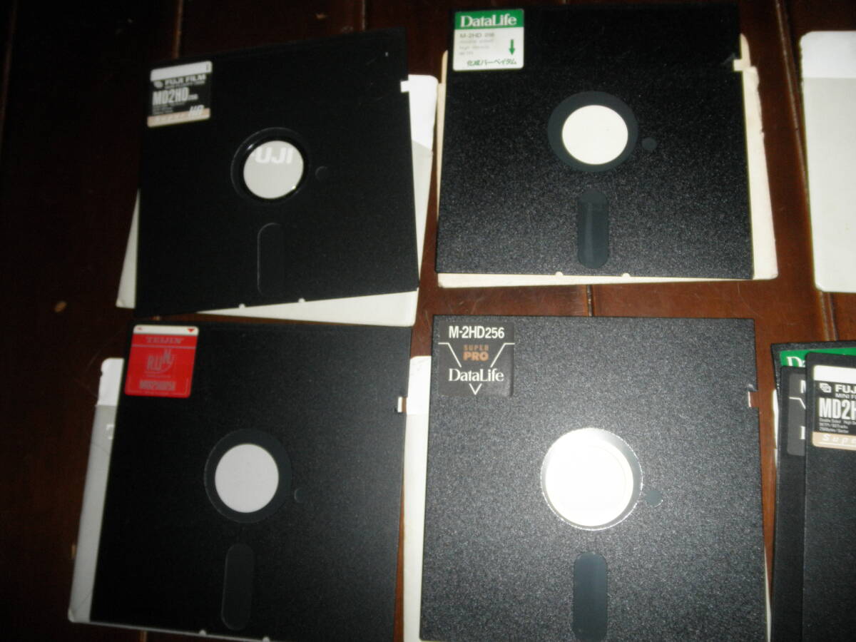  used .5 -inch 2HD floppy disk 10 sheets ( junk )4