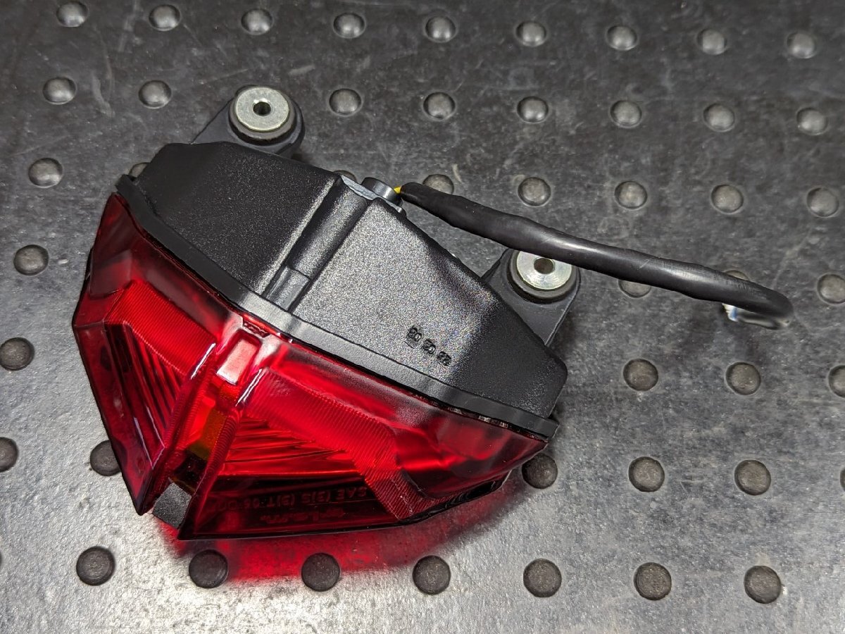 ■ドゥカティ スーパーバイク 1098S 純正 LED テールランプ 点灯確認済み 2009年式 検索 DUCATI 848 1198 [R060428]の画像3