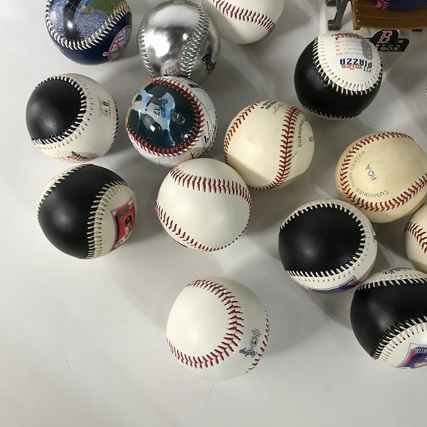 【おまとめ】MLB/メジャーリーグ ボストンレッドソックス/ニューヨークヤンキース 他 野球ボール/記念ボール 等 /080の画像4