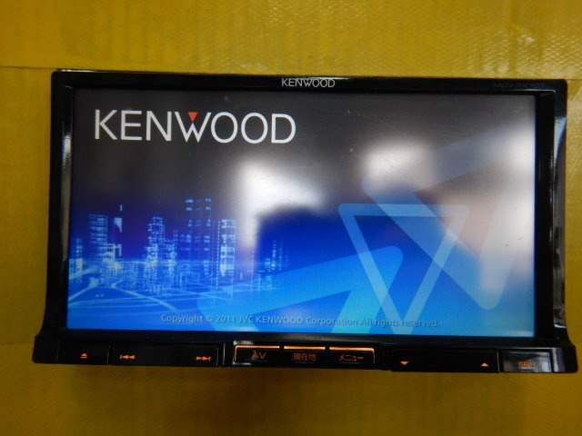 ◆KENWOOD　メモリーナビ◆MDV-727DT◆ケンウッド　2012年製　Bluetooth/フルセグ/DVD　スズキおまけ付　訳アリ品　【24041616】