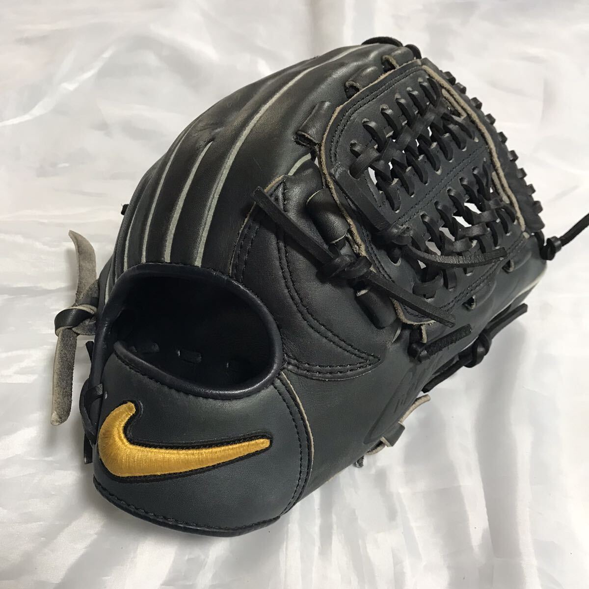 NIKE ナイキ グローブ 軟式野球 ベースボール 内野手用 グラブ 右投げ 中古 の画像1