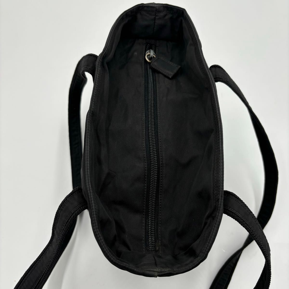 PRADA プラダ テスートナイロン トートバッグ ショルダー 肩掛けかばん 刺繍ロゴ　ブラック