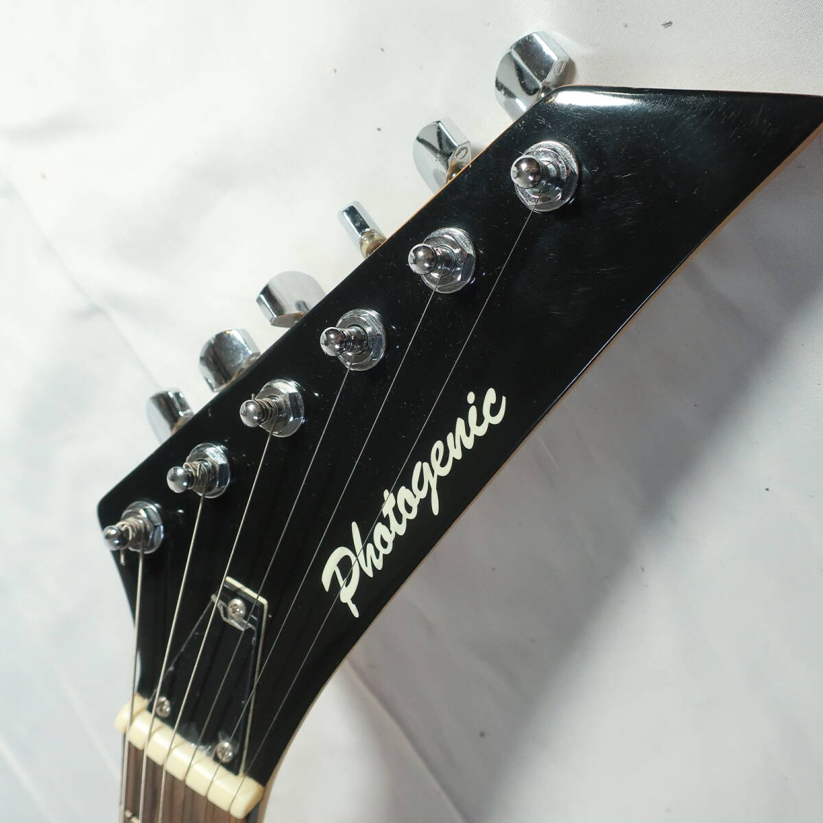 Photogenic コンコルドヘッド メタリックブルー 24フレット SSH エレキギター ケース付き 楽器/160サイズ_画像4