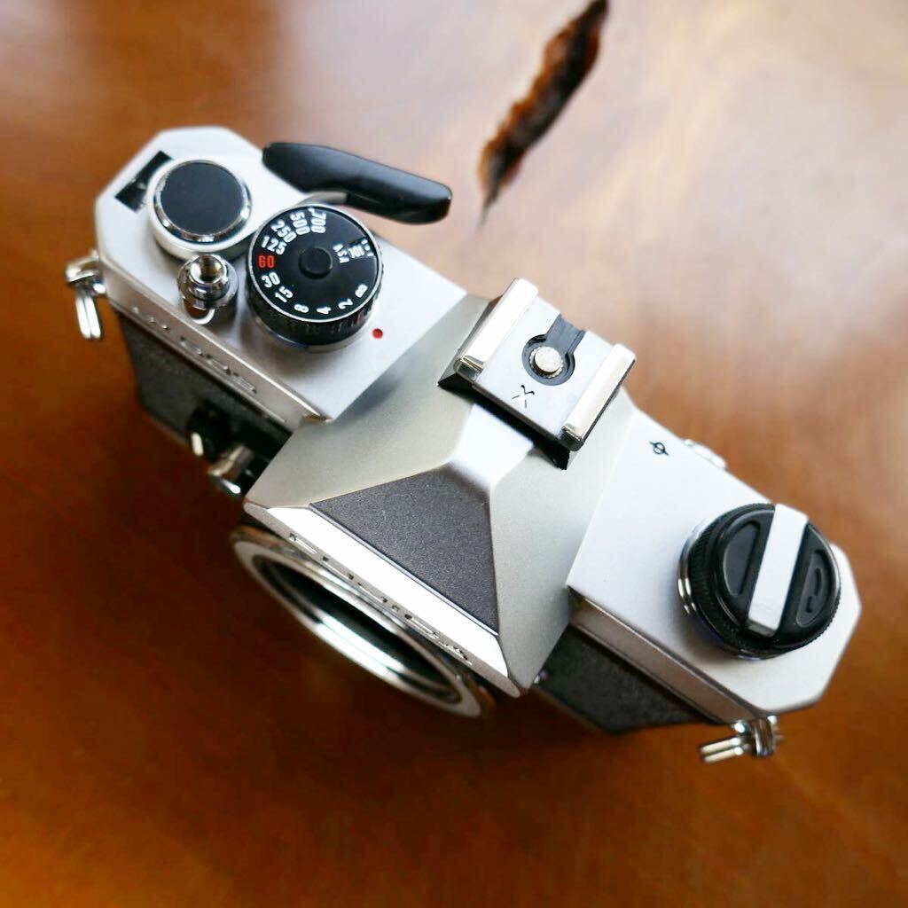  Fuji kaST605 б/у пленочный фотоаппарат сравнительно красивый! 2Xtere плюс ( производитель неизвестен ) имеется! shutter все скорость OK!