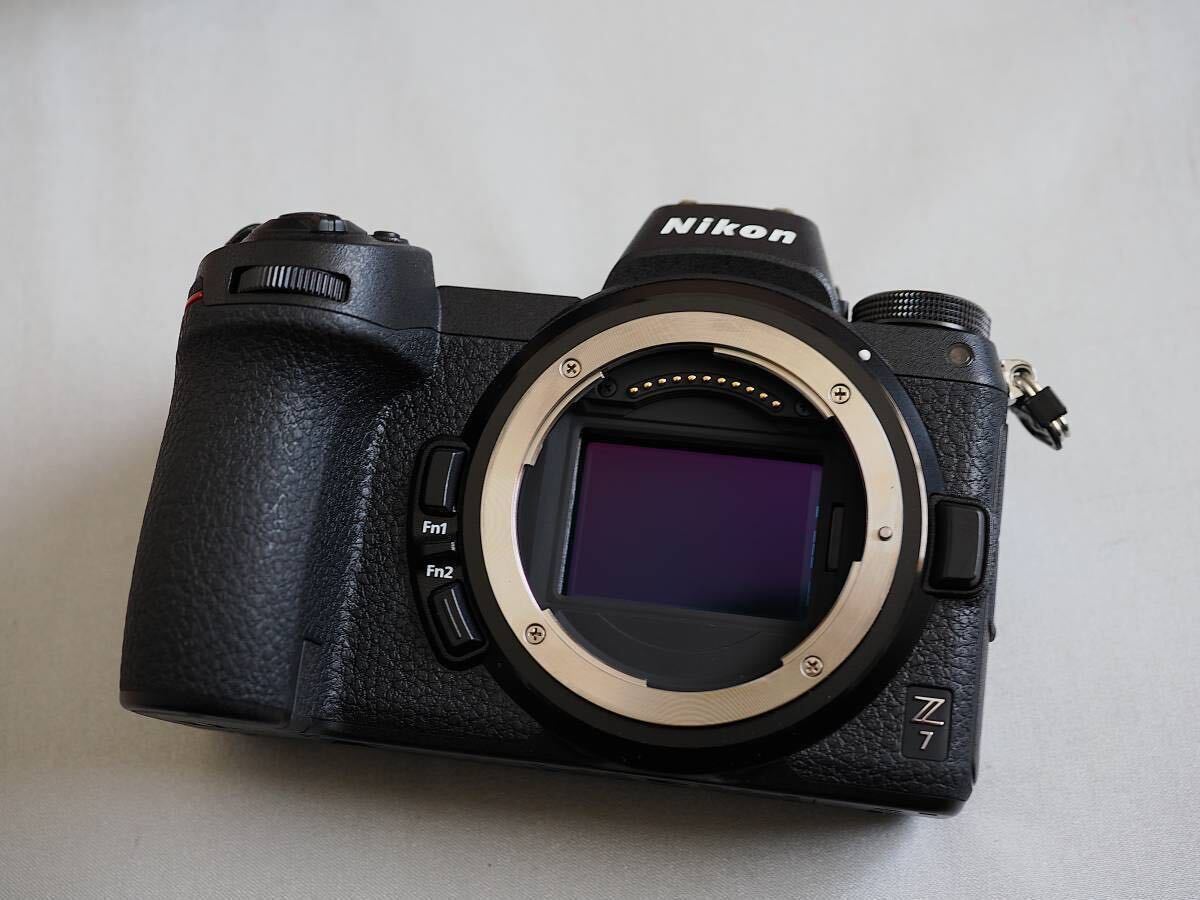 中古美品 ニコン Nikon Z 7 ボディ の画像2