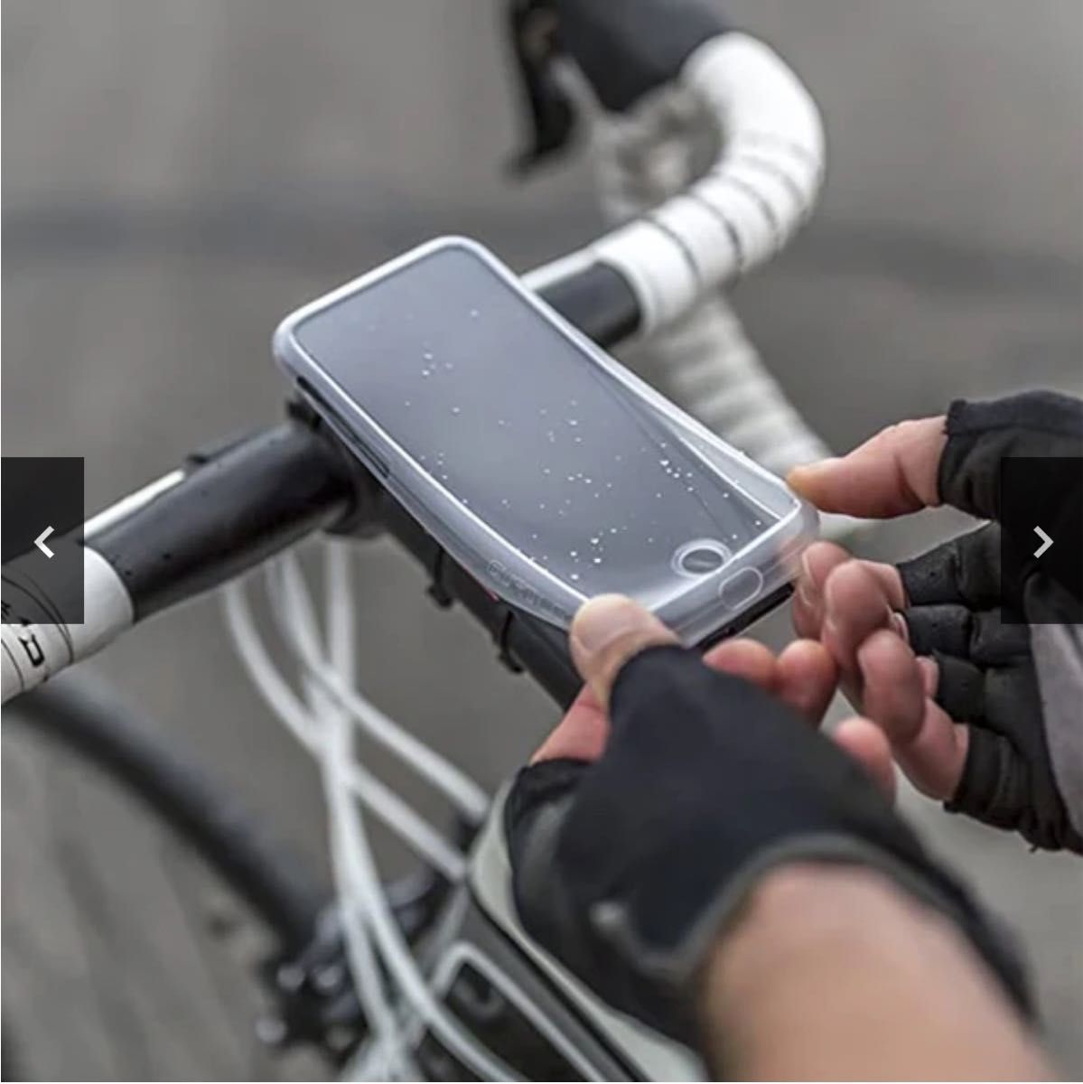 クアッドロック　iPhone 14 Pro Max レインカバー 雨天　汚れ 防塵 ポンチョ バイク 自転車 Quad Lock