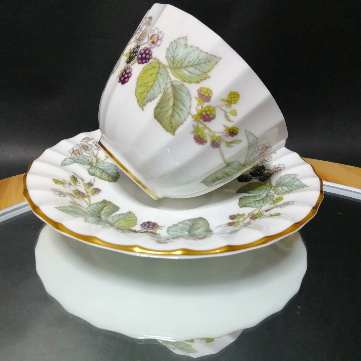 美品◆ロイヤルウースター ラビニア カップ＆ソーサー ROYAL WORCESTER Lavinia