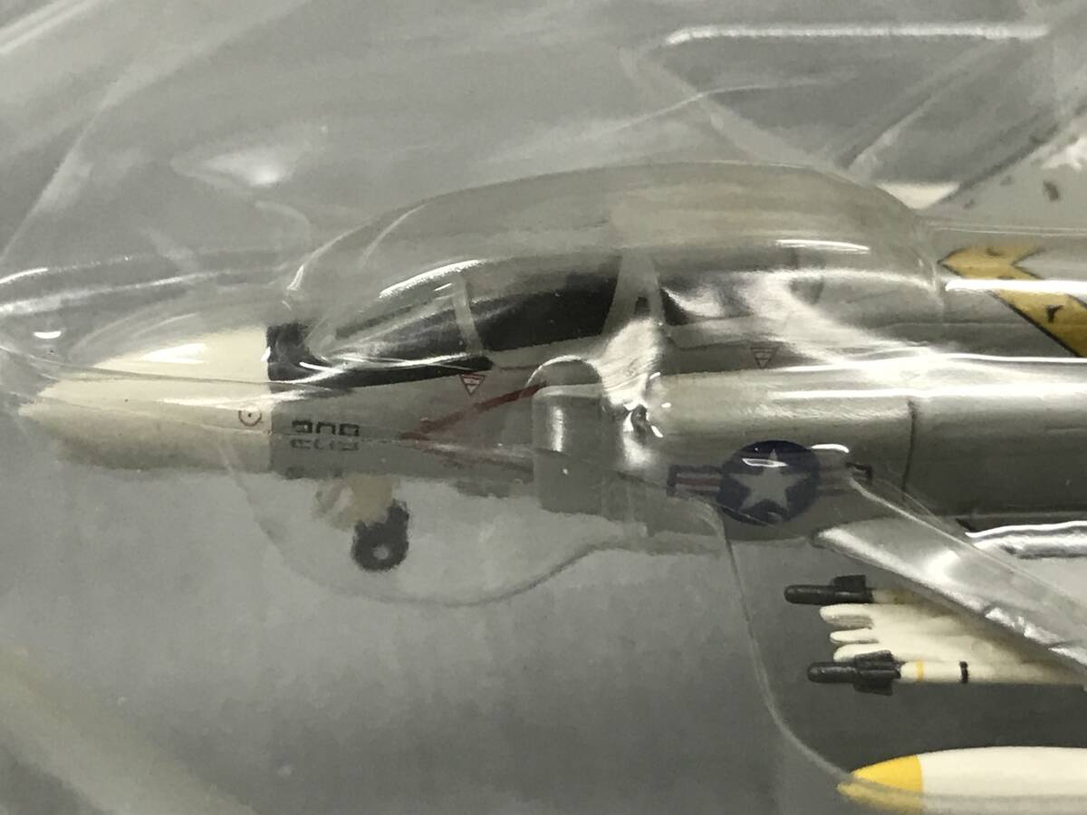 hogan wings ホーガン ウィングス M-SERIES F-4 PHANTOM ファントム Ⅱ NAVAL VERSION 1:200 模型 戦闘機 NAVY 飛行機 趣味 コレクター の画像10