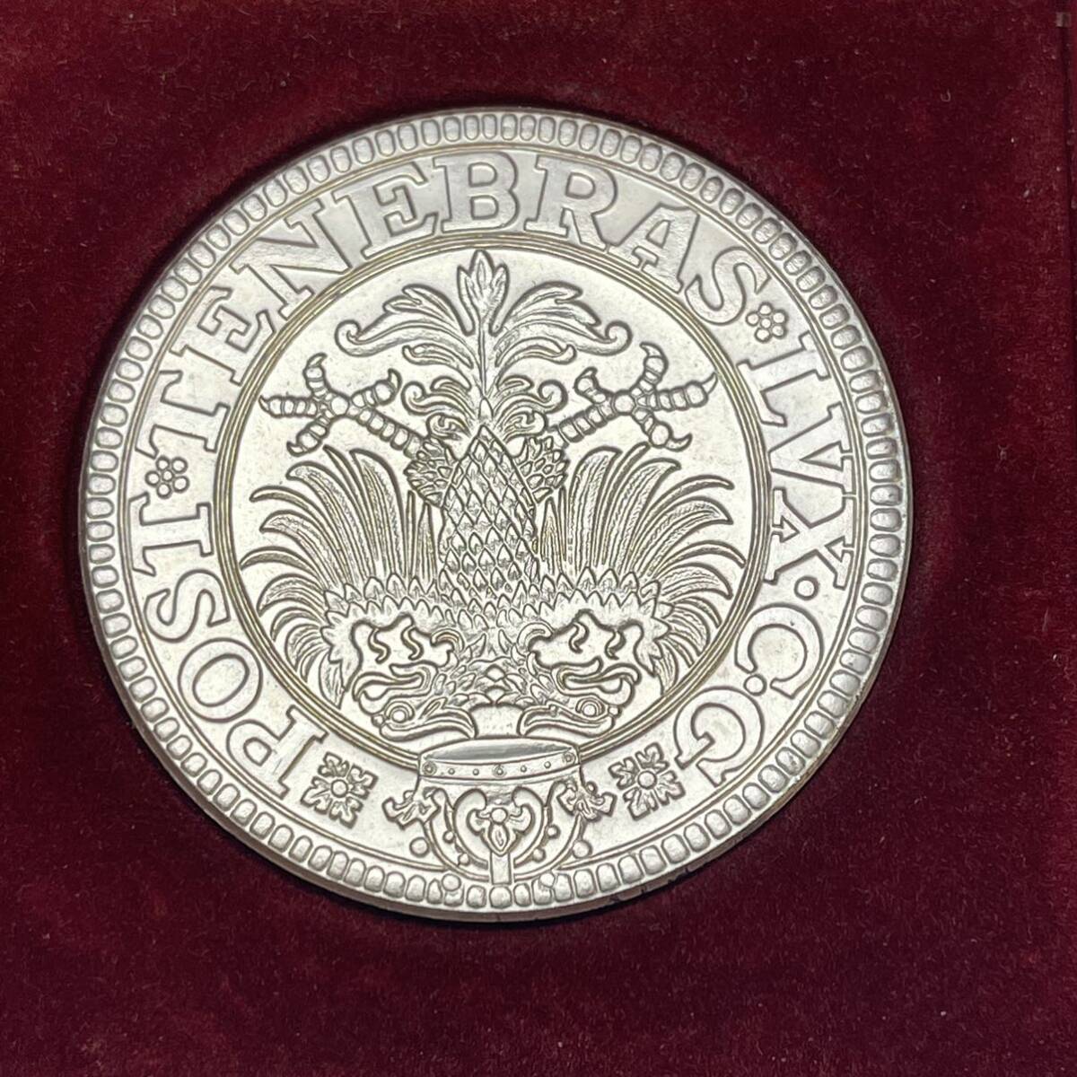 記念メダル POST TENEBRA LVX C・G CIVITAS 1589 GENEVAの画像2