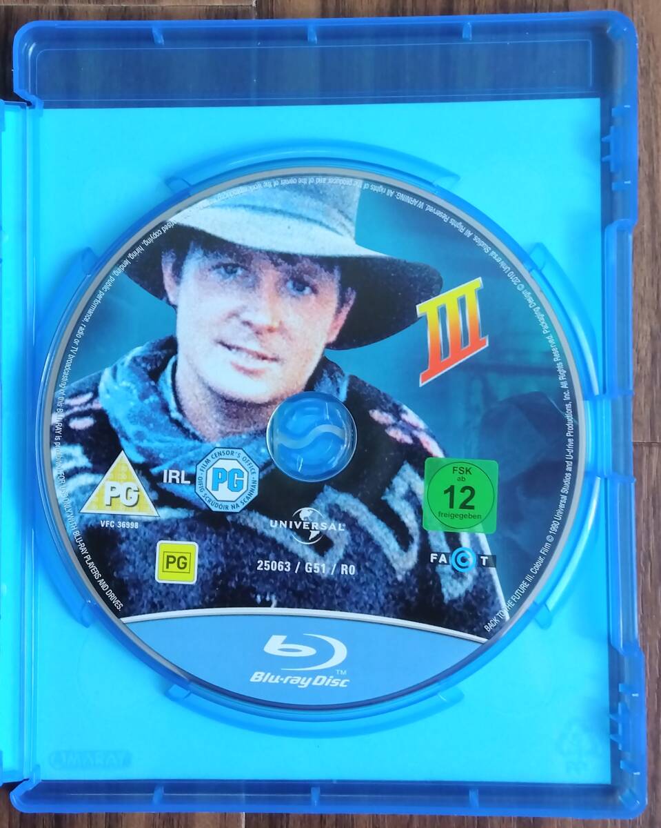 Back To The Future: 1, 2 & 3(Blu-ray)　バック・トゥ・ザ・フューチャー TRILOGY　ブルーレイ３枚組_画像5