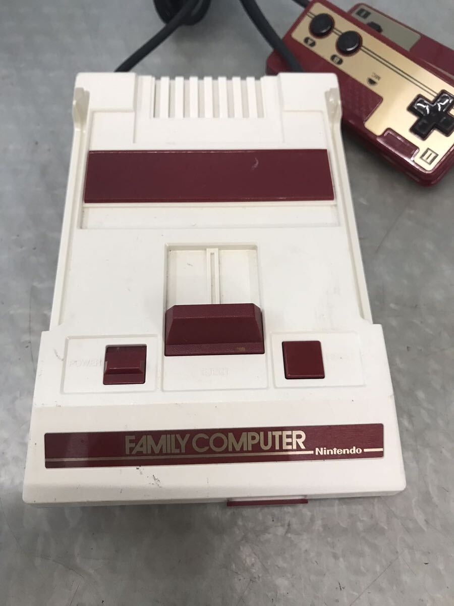 Nintendo CLV-101 クラシックミニファミコン 本体のみ 動作OK (60)の画像4