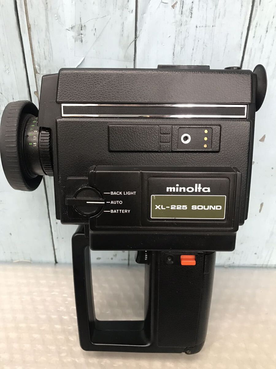 minolta XL-225 ミノルタ 8ミリ 8mm フィルムカメラ　（60s）