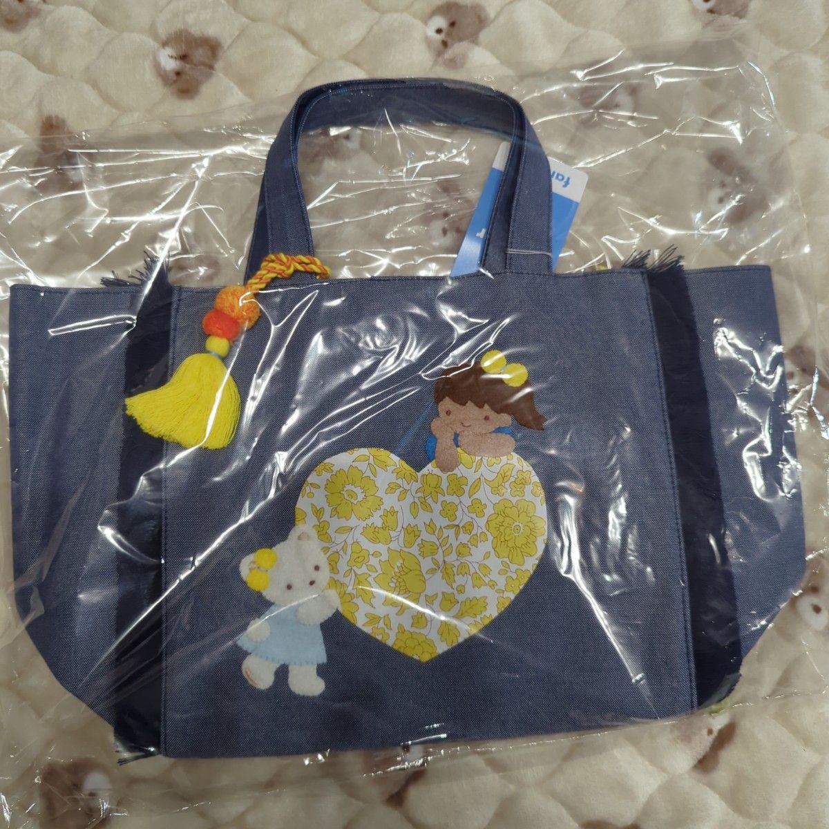 ファミリア VIP 非売品 チャーム 新品 春夏 春のファミリア ファミリア VIP 非売品 チャーム 新品 春夏 春のファミリア