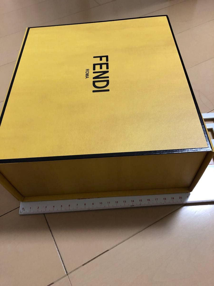 FENDI フェンディ 空箱