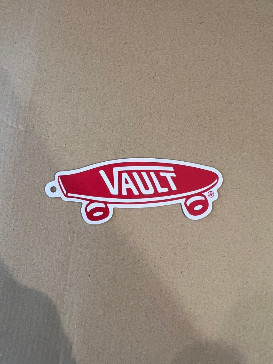 Vault by Vans ボルト バイ バンズ　ステッカー　1枚