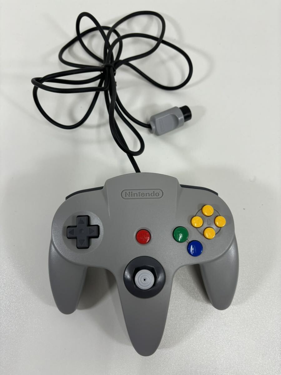 Z※ 任天堂 Nintendo ニンテンドー NINTENDO64 ブラック 64ロクヨン ゲーム機 コントローラー 取説 外箱付き 通電確認済み 傷 汚れ 有りの画像9