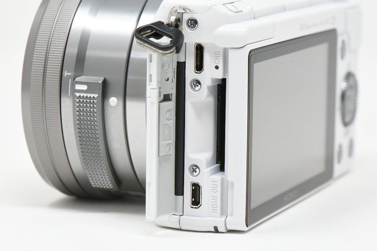 SONY α5100 Alpha 5100 ミラーレス デジタルカメラ 本体 / SELP 1650 ズームレンズ付き ※通電確認済み、現状渡し。_画像8