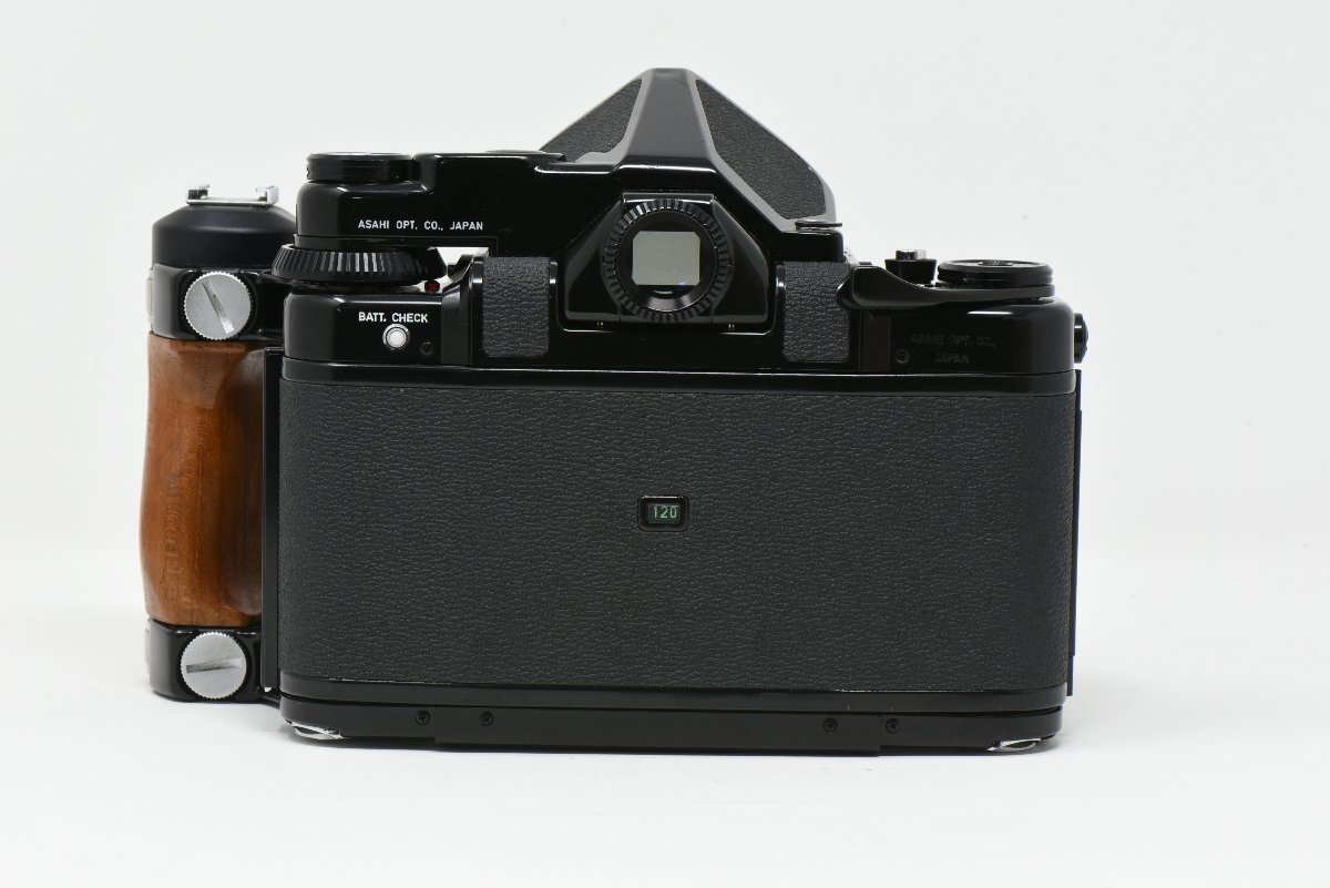 PENTAX 67 Late Model TTL 本体 / SUPER-TAKUMAR 6x7 105mm f2.4 標準レンズ付き ※通電確認済み、現状渡し。