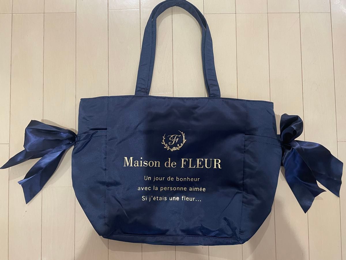 Maison de FLEUR クリアポケットサイドリボントートバッグ