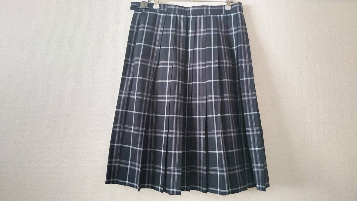 多治見西中学校 セーラーブラウス(リボン付き)／スカート 上下 夏服 半袖の画像5