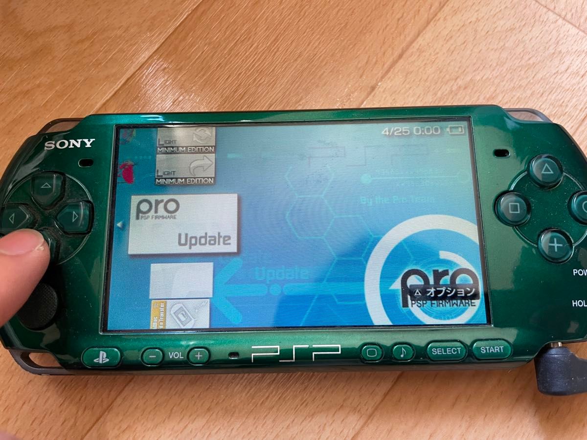 PSP3000 ソフト ケース 予備バッテリー 充電コード メモリースティック セット