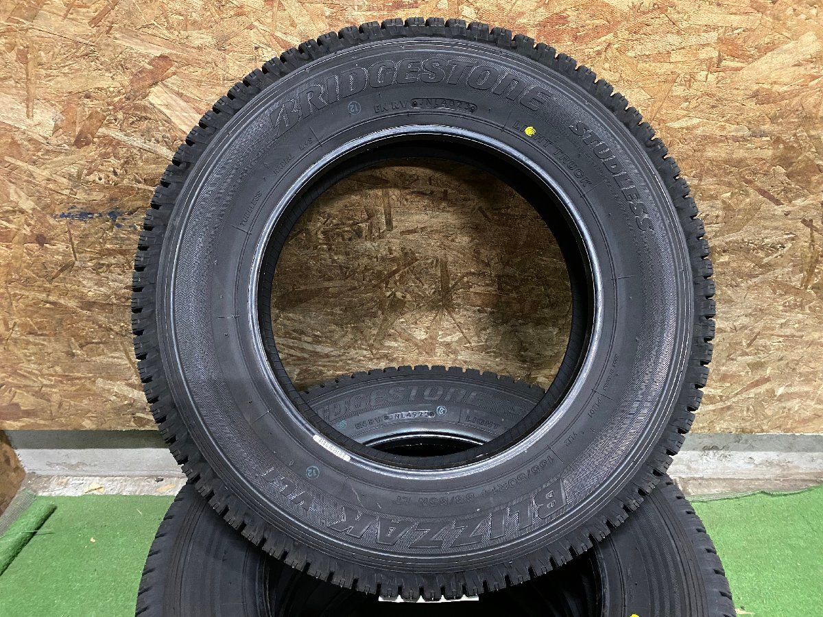 新品 未使用 155/80R14 LT 88/86N BRIDGESTONE BLIZZAK VL1 2023年製 イボ付き バリ山 スタッドレスタイヤ 4本セット K_画像4