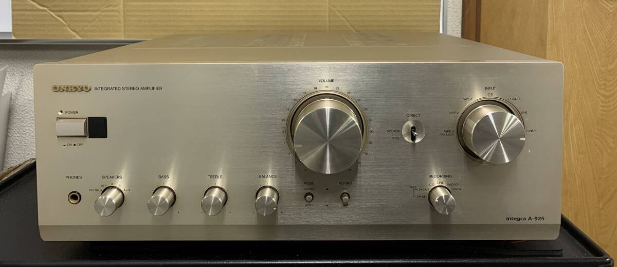 ONKYO　オンキョー　integra A-925 INTEGRATED STEREO AMPLIFIER プリメインアンプ　アンプ　オーディオ機器　①_画像1