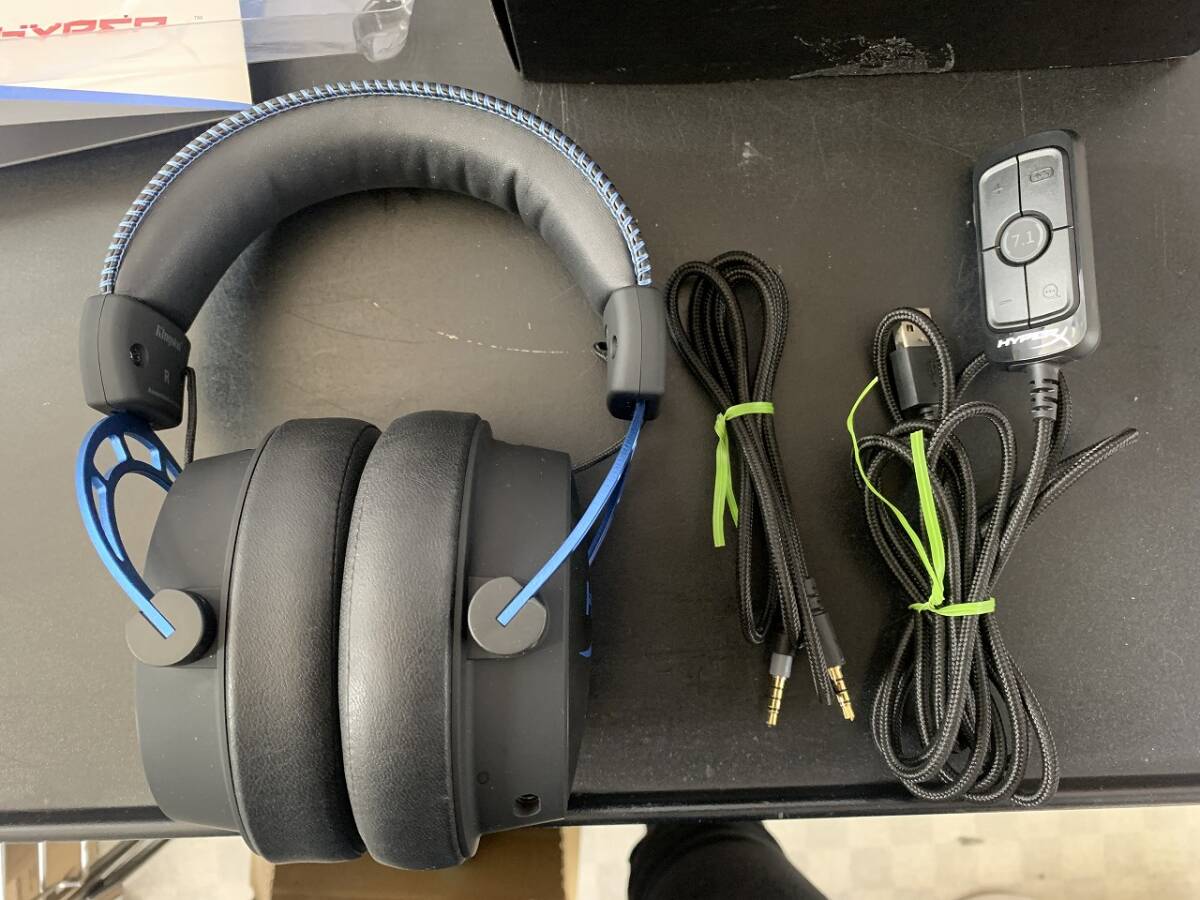 HYPERX CLOUD ALPHAS ゲーミングヘッドセット　HX-HSCAS-BL/WW　7.1サラウンドサウンド　スライダー付き　ブルー　元箱付き ①_画像2