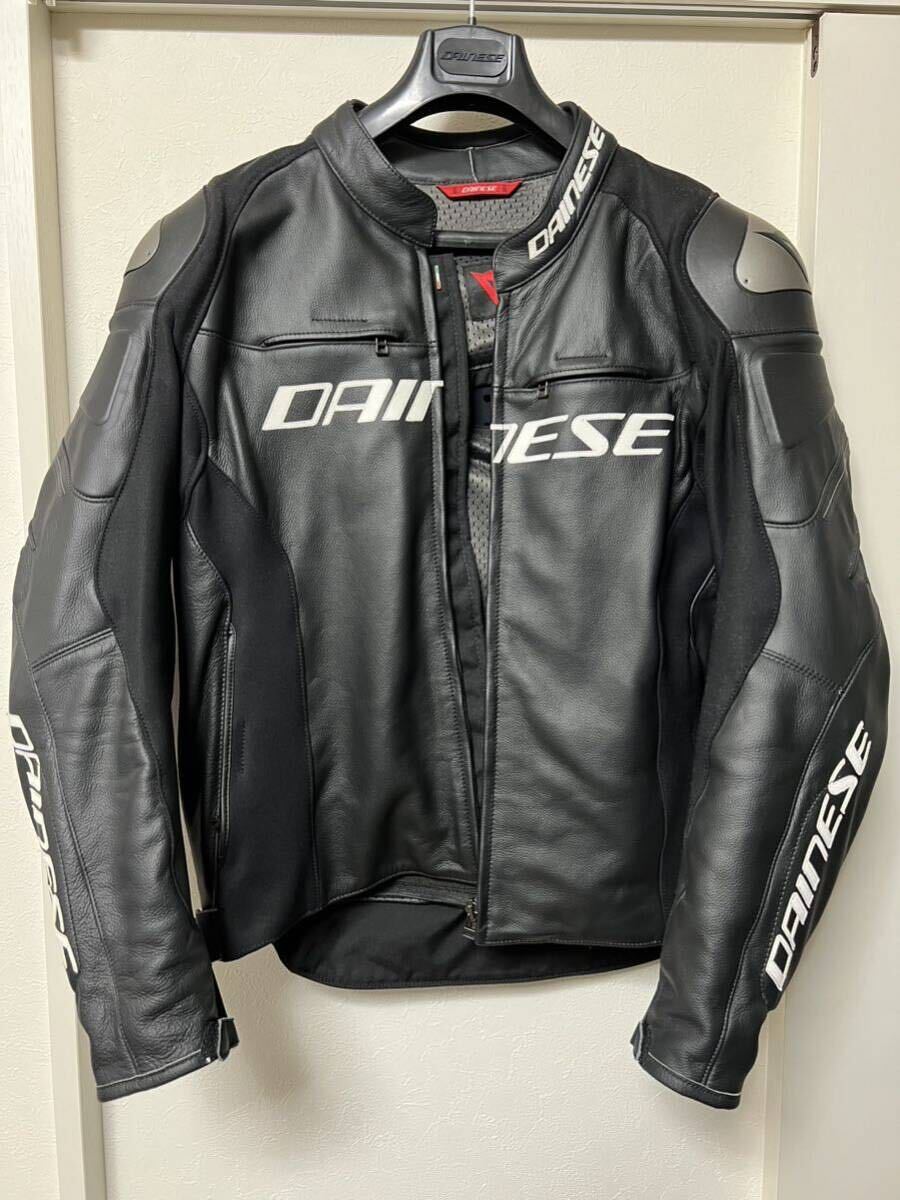 【美品】【送料無料】DAINESE ダイネーゼ レザージャケット サイズ56 ブラック RACING 3 LEATHER JACKET バイクの画像1