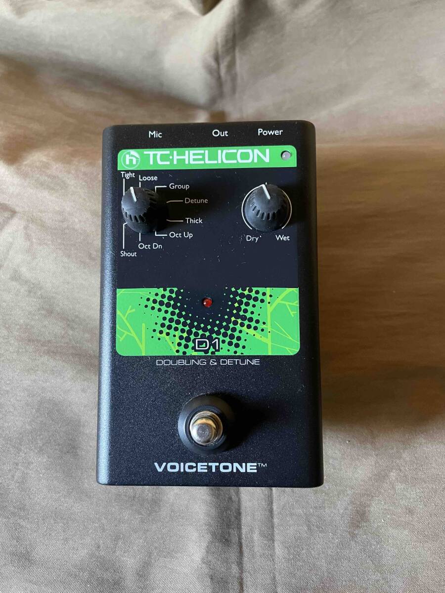 TC HELICON D1