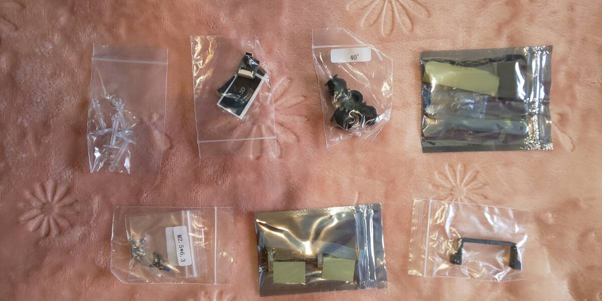 dji Phantom 2  機体・コントローラー美品 新品パーツ類 画像のセット クッションバッグで発送しますの画像8