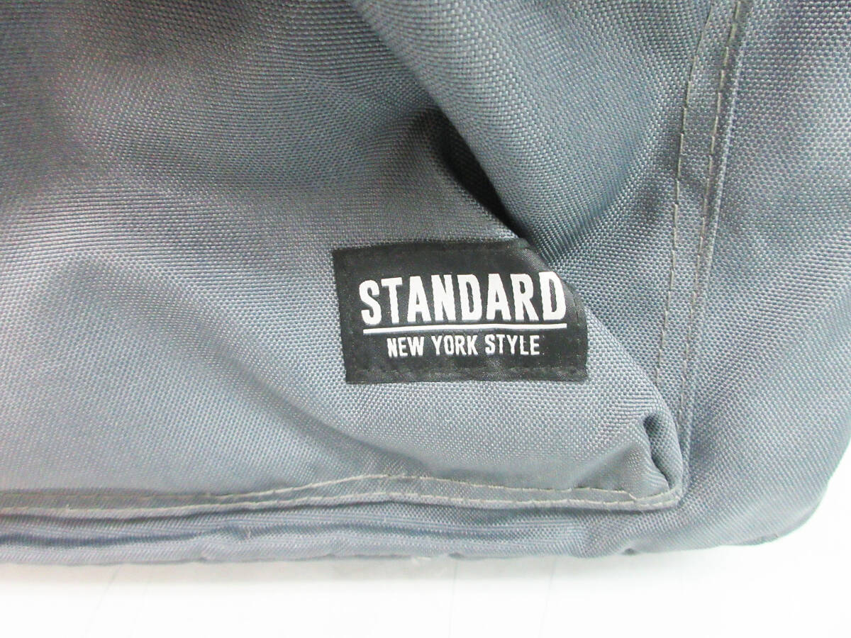 N8827【リュックサック】STANDARD ニューヨークスタイル★デイパック リュック バッグ★32cm×17cm×41cm(H)★服飾雑貨★良品★_画像2