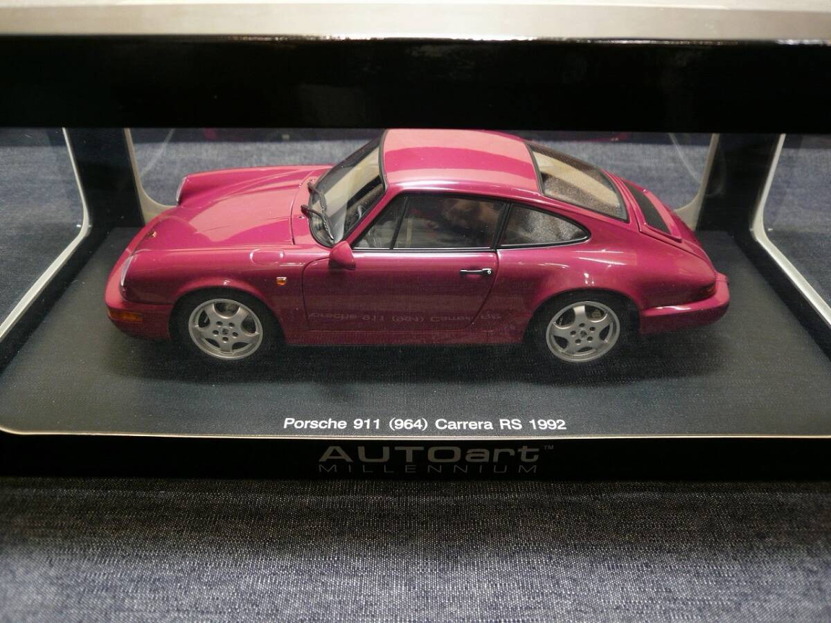 AUTOart オートアート 1/18 ポルシェ 911 (964) Carrera RS カレラ RS 1992の画像7