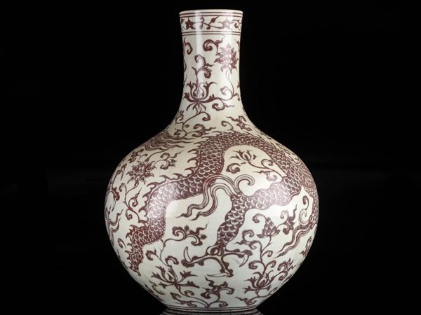 Yahoo!オークション - 【流】中国美術 釉裏紅雲龍図花瓶 高41cm Yahoo!オークション - 【流】中国美術 釉裏紅雲龍図花瓶 高41cm