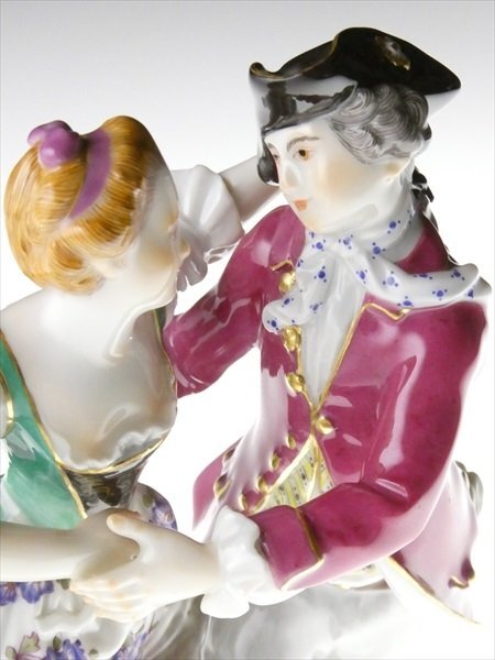 N530 Meissen マイセン 高級シリーズ ハンドペイント 金彩 貴公子 貴婦人 ダンス フィギュリン 飾物の画像4