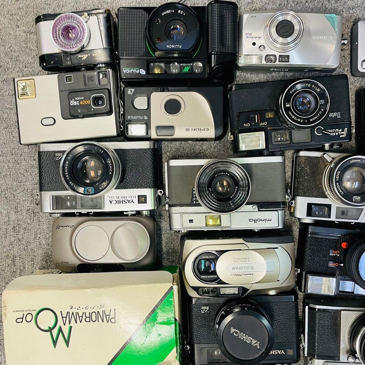 5950円 大量コンパクトフィルムカメラまとめ 50個以上 Canon 5950円 大量コンパクトフィルムカメラまとめ 50個以上 Canon