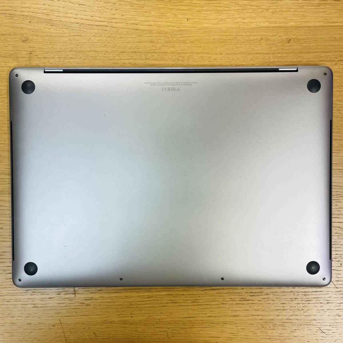 MacBook Pro 16インチ 2019 i9 2.3GHz 32GB 1TB MVVK2J/A 充放電227回 NN1359の画像5