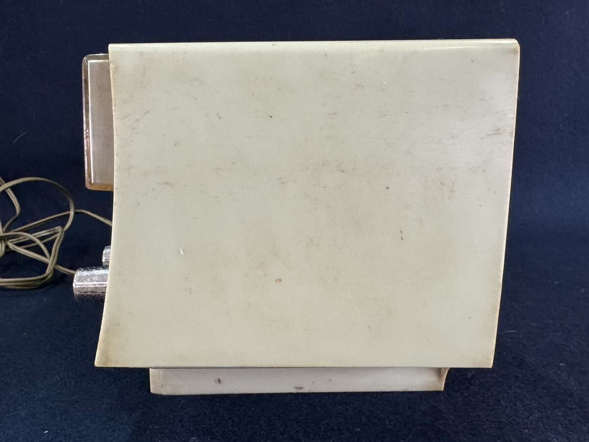 希少 昭和レトロ SHARP シャープ 真空管ラジオ UC-101型 通電音確認済み 当時物 アンティーク / 現状渡しの画像7