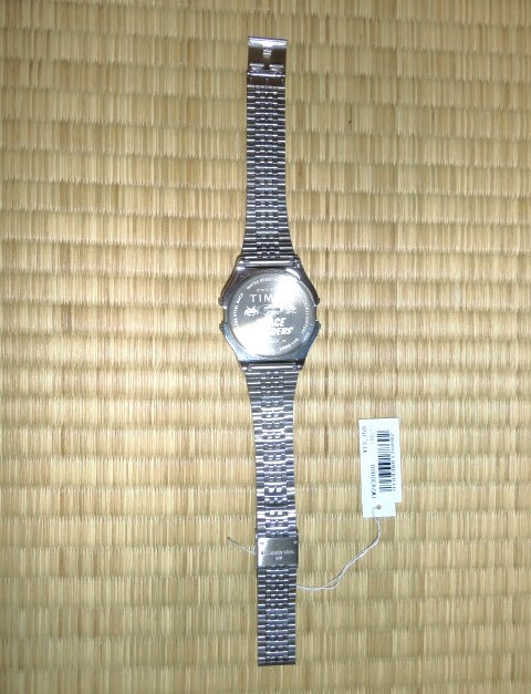TIMEX80 スペースインベーダー シルバー タイメックス 金属製 タイトー 腕時計の画像6