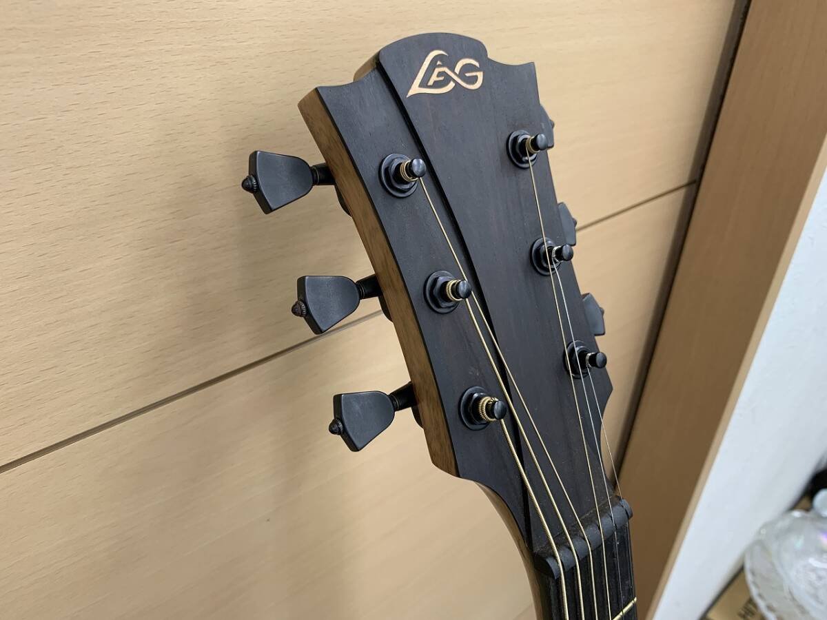 ★13333 LAG Tramontane アコースティックギター T500D クロコダイル ハードケース付き 付属品★_画像10