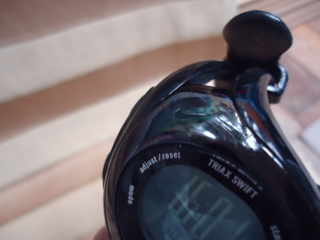 ナイキ スポーツ用 デジタル腕時計 TRIAX SWIFT ｓ100m防水 ストップウオッチ アラーム 646 電池交換済 動作品 の画像4