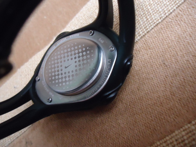 ナイキ スポーツ用 デジタル腕時計 TRIAX SWIFT ｓ100m防水 ストップウオッチ アラーム 646 電池交換済 動作品 の画像5