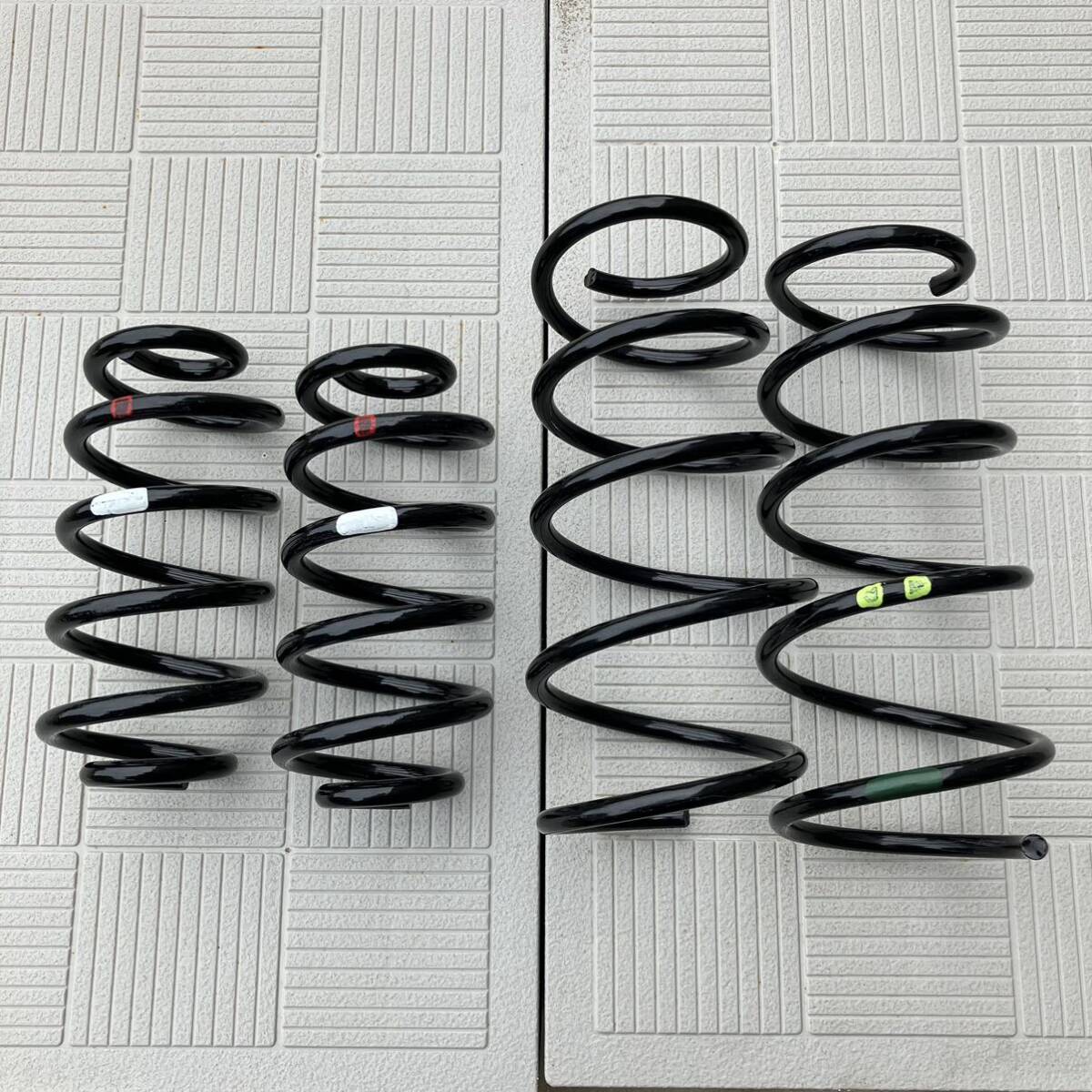 TOYOTA トヨタ 純正 ZRR80W ZRR85W 80 ノア ヴォクシー 2WD TOYOTA トヨタ 純正 ZRR80W ZRR85W 80 ノア ヴォクシー 2WD