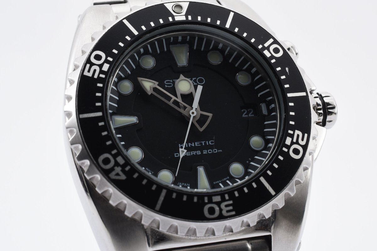 稼働品 セイコー キネティック 5M62-0BL0 デイト ラウンド シルバー クォーツ メンズ 腕時計 SEIKO_画像1