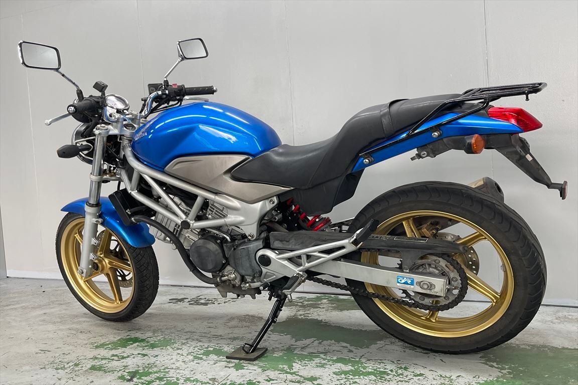 VTR250 売り切り！１円スタート！レストアベース、部品取りにおすすめ！MC33！2011年！グリップヒーター！Rキャリア！全国配送！福岡佐賀の画像7