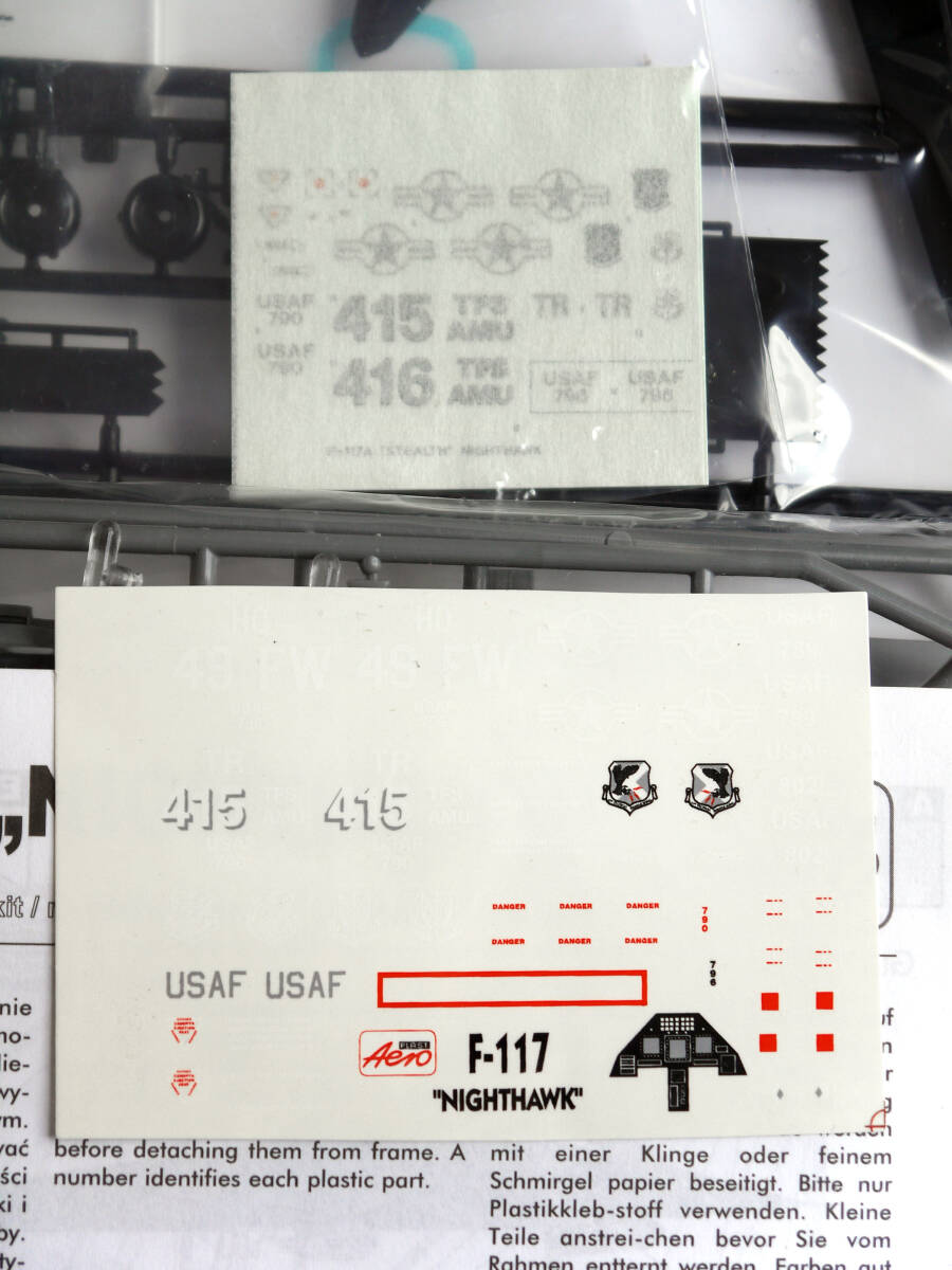 =☆= 1/72 F-117A タミヤ & アエロプラスト アメリカ 空軍 軍用機 未開封・未組立 2機セット_デカール