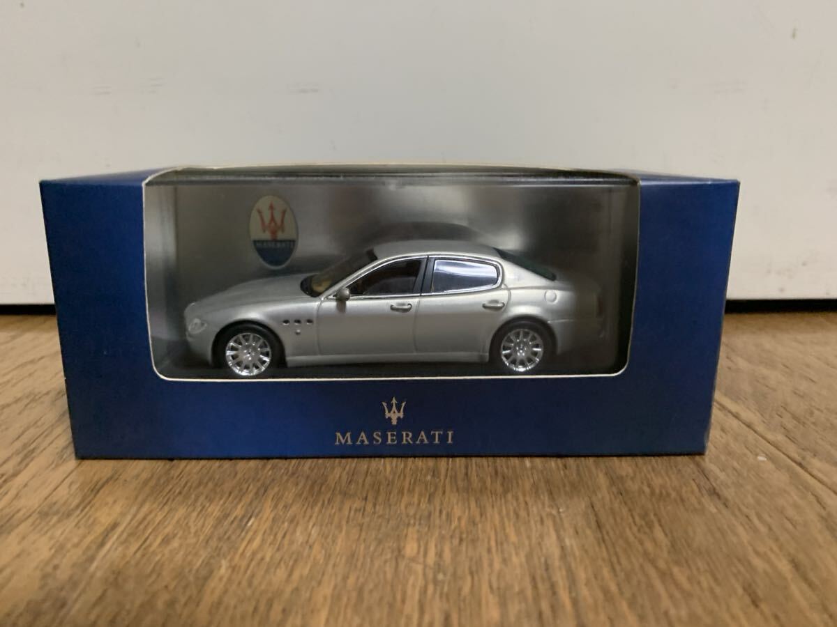 マセラティ MASERATI クアトロポルテ 1/43 ミニカー _画像1