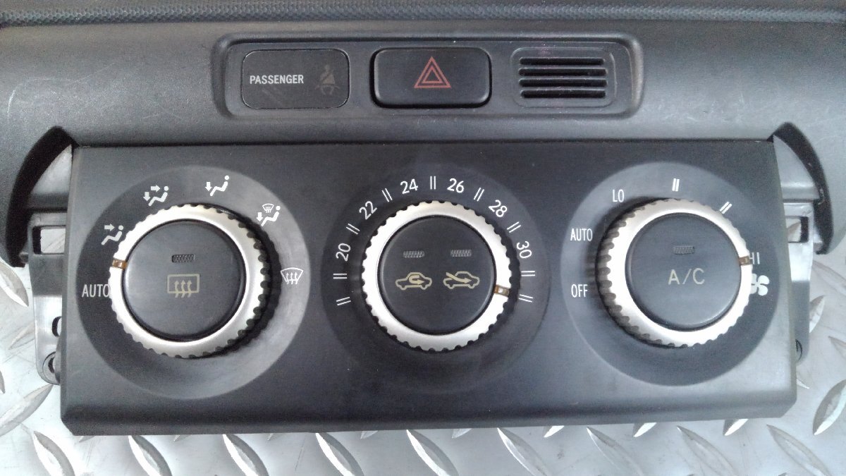 NCP61 Ist original air conditioner switch panel center panel trim NO,FA13