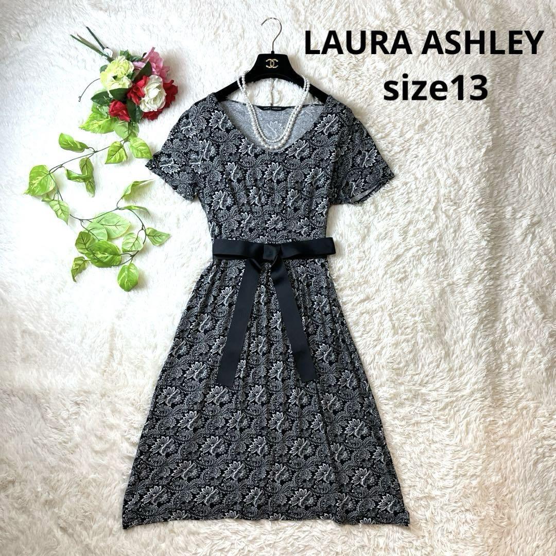 大きいサイズ★LAURA ASHLEY　ローラアシュレイ　ワンピース　13 XL リボン　黒　ブラック　総柄　半袖　Aライン　フレア　春夏　ゆったり